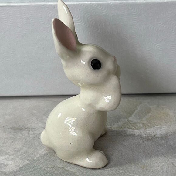 Vintage Hagen-Renaker “ Papa Rabbit” miniature figure. - Picture 2 of 6